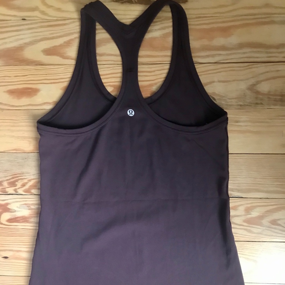 Lululemon maroon tank